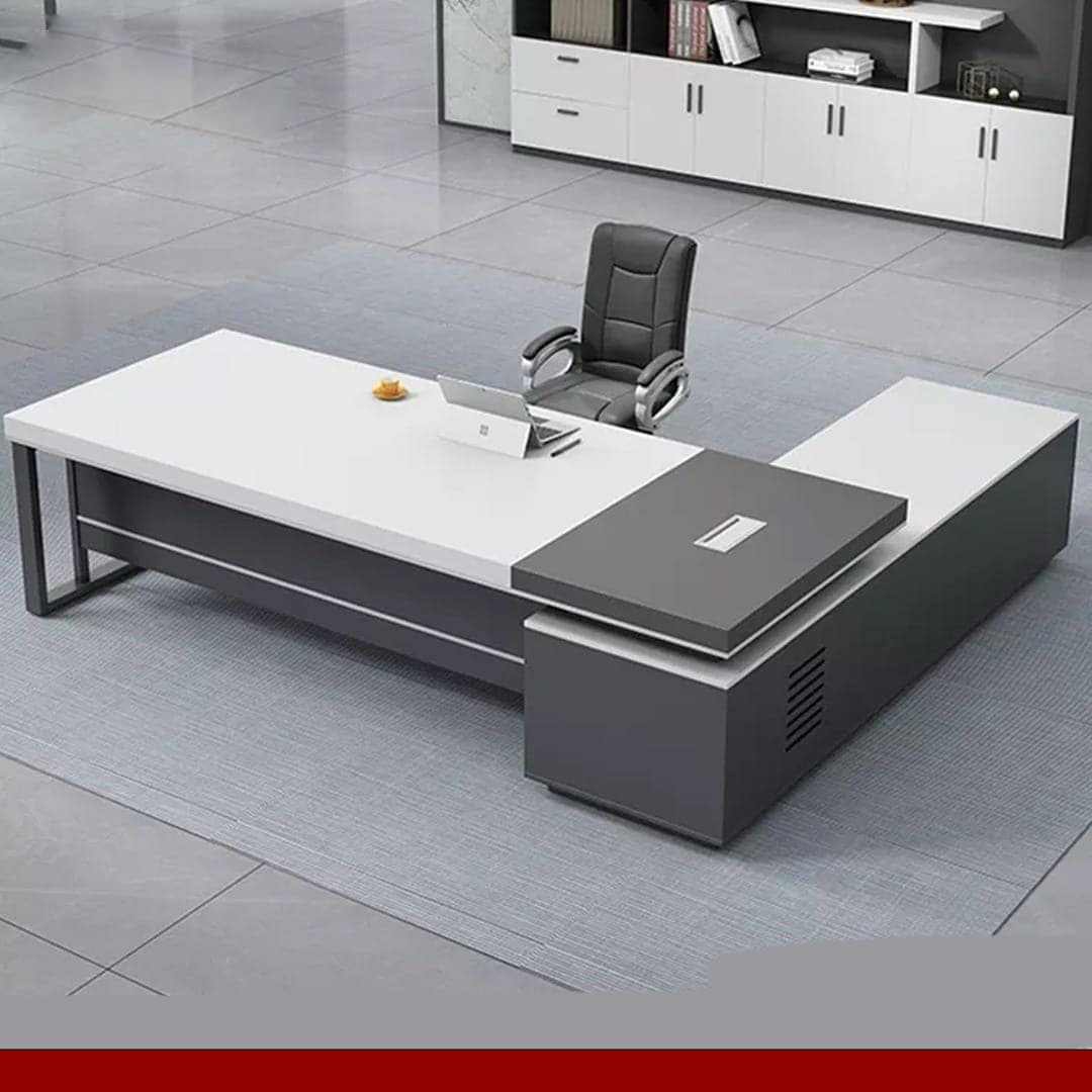 DIRECTOR TABLE